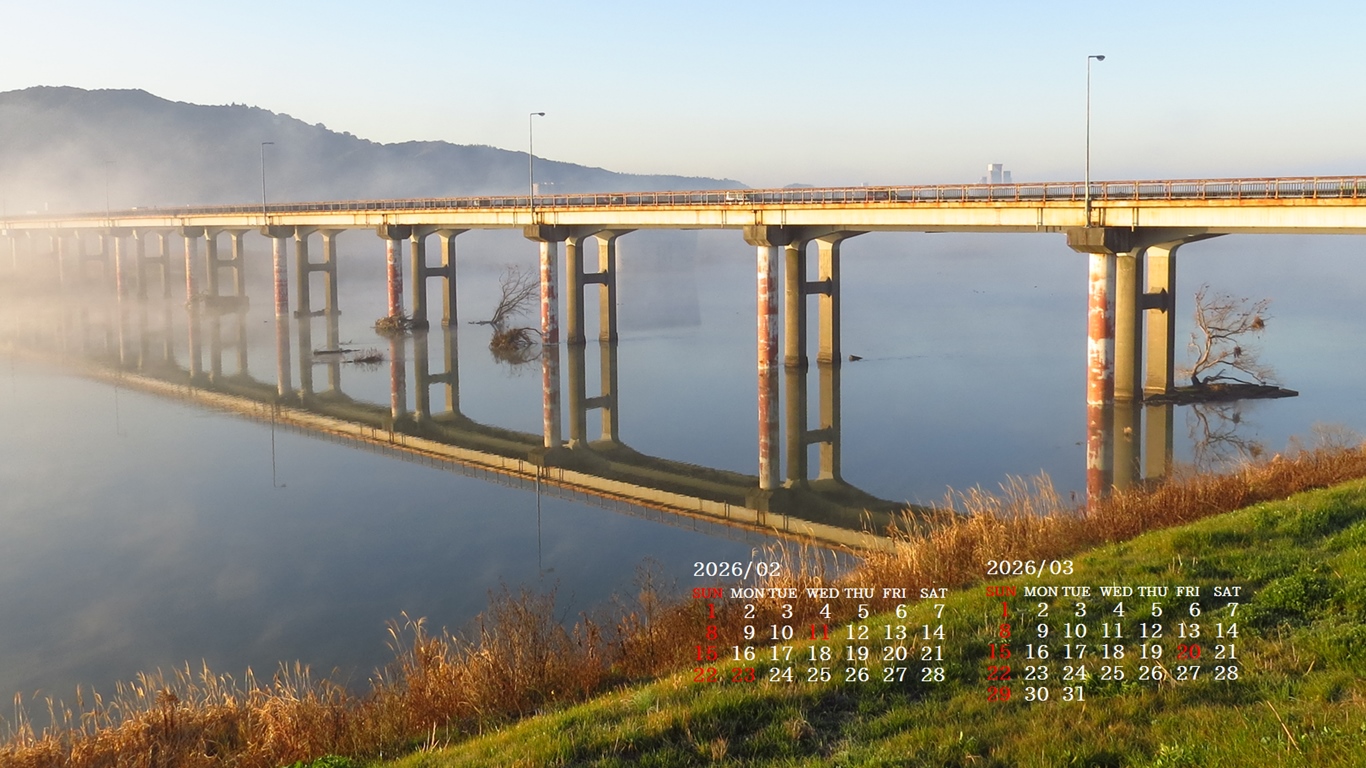 �摜�̏�ŉE�N���b�N���āu�ǎ��ɐݒ�v�A���j���[�ɂȂ��ꍇ�͂�������摜��ۑ����ĉ������B